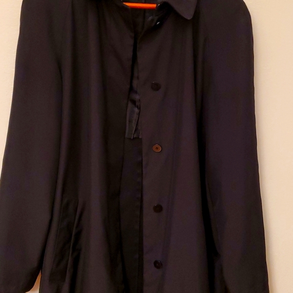 City DKNY black trench coat with hidden button closure - Picture 6 of 8